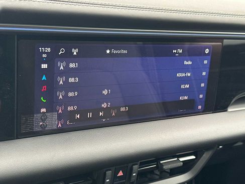 New 2025 Porsche Macan 4S Electric image 19