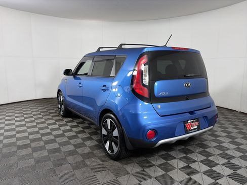 Used 2017 Kia Soul + w/ Designer's Package image 12