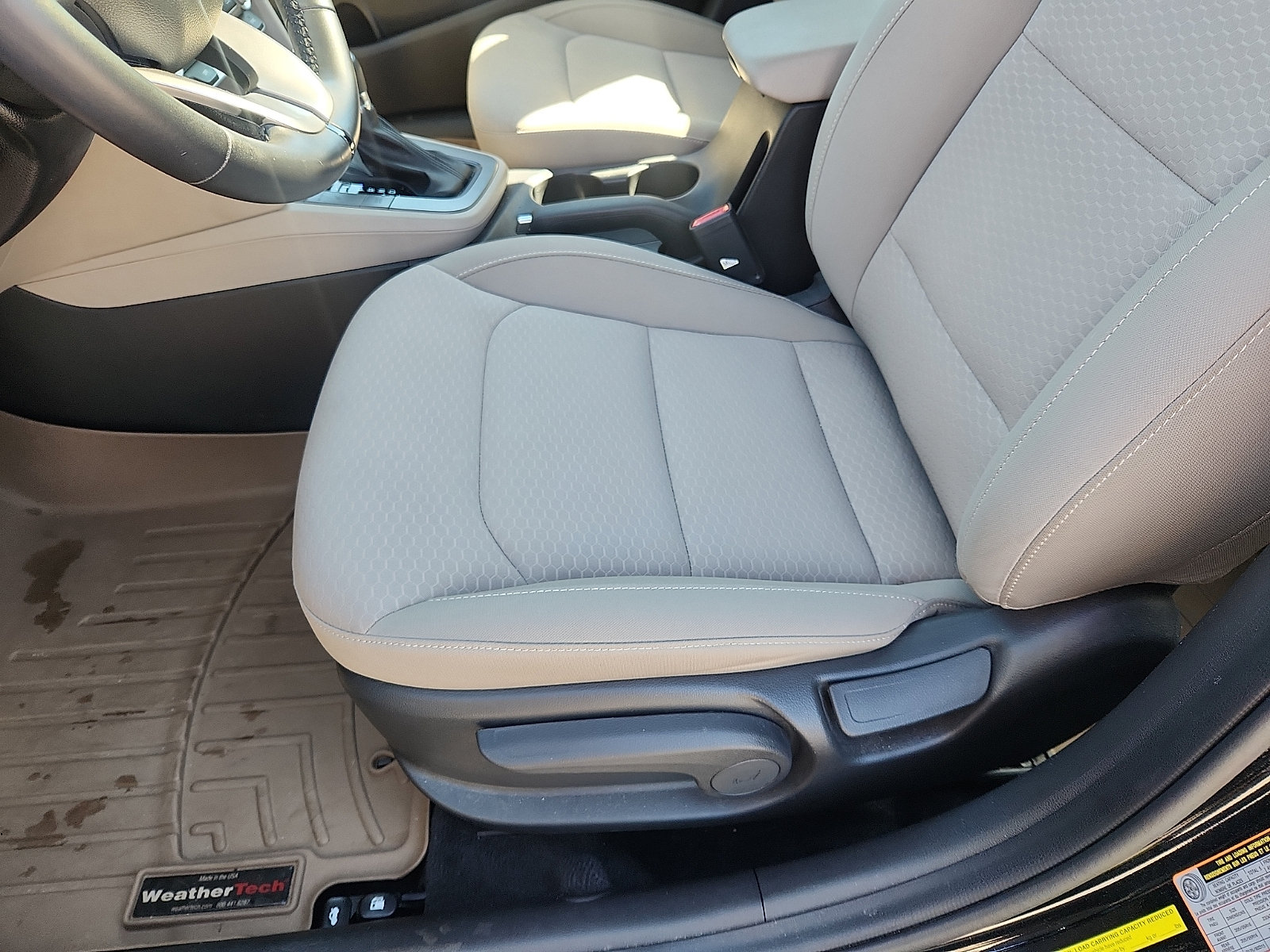 Used 2020 Hyundai Elantra Value Edition FWD image 23