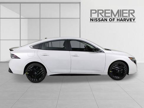New 2026 Nissan Sentra SR w/ SR All Weather Package FWD image 6