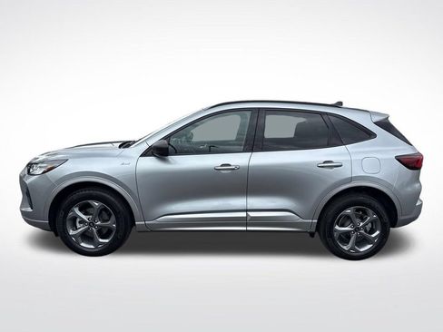 Used 2023 Ford Escape ST-Line w/ Tech Pack #1 AWD/4WD image 2