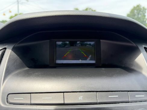 Used 2018 Ford Focus SE FWD image 17