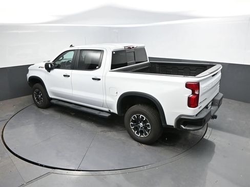 Used 2024 Chevrolet Silverado 1500 ZR2 AWD/4WD image 28
