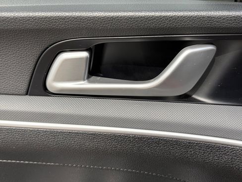 Used 2023 Kia K5 LXS image 18