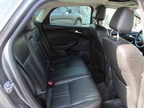 Used 2012 Ford Focus SEL image 27