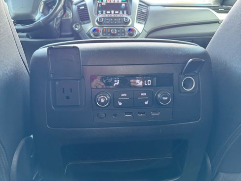 Used 2018 Chevrolet Tahoe LT RWD image 25