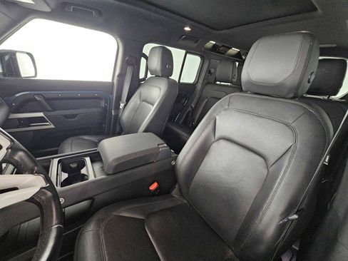 Used 2023 Land Rover Defender 110 SE AWD/4WD image 21
