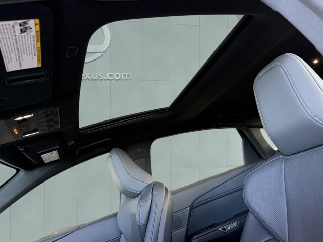 Certified 2026 Lexus ES 350e w/ Convenience Package FWD image 22