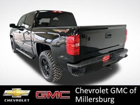 Used 2018 Chevrolet Silverado 1500 LT w/ Texas Edition image 8