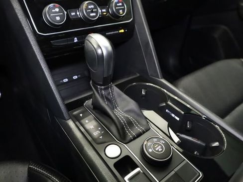 Used 2023 Volkswagen Atlas Cross Sport SEL R-Line image 26