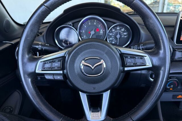 Used 2016 MAZDA MX-5 Miata Club RWD image 20