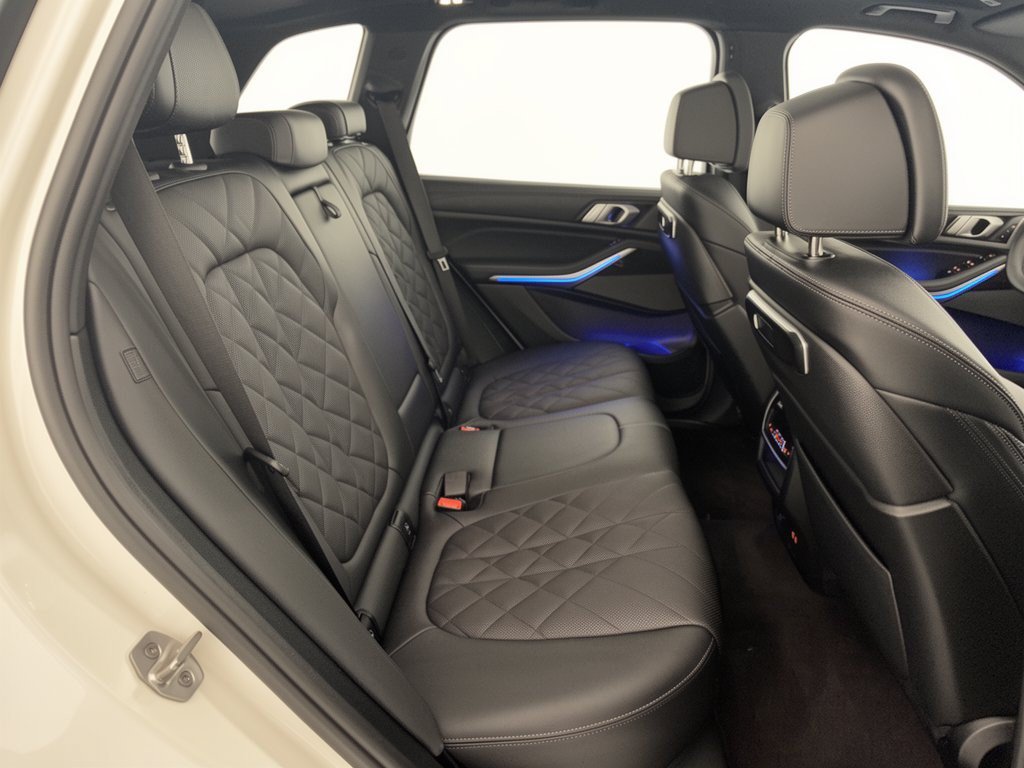 Used 2026 BMW X5 sDrive40i w/ Climate Comfort Package RWD image 29