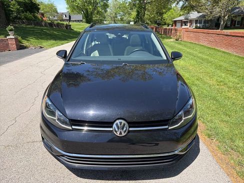 Used 2019 Volkswagen Golf SE FWD image 12