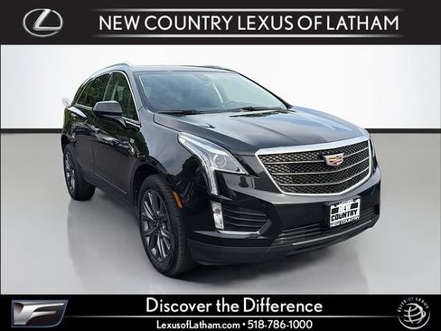 Used 2019 Cadillac XT5 Luxury w/ LPO, Black Ice Package AWD/4WD image 1