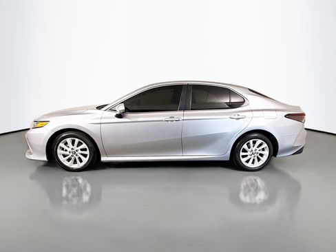 Used 2024 Toyota Camry LE FWD image 6