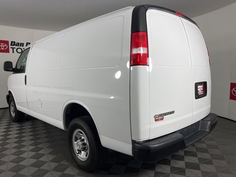 Used 2024 Chevrolet Express 2500 image 16