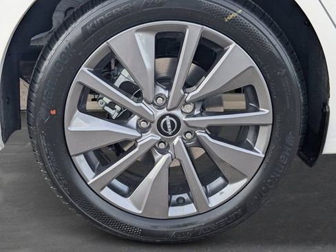 New 2026 Nissan Sentra SL w/ Floor Mat Package image 10