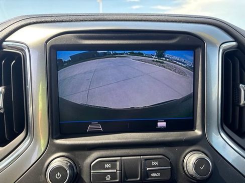Used 2022 Chevrolet Silverado 1500 LT Trail Boss w/ Safety Package AWD/4WD image 16