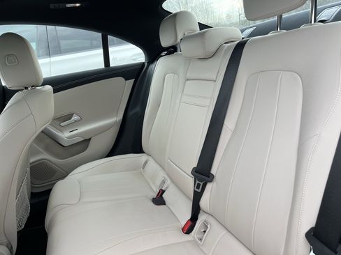 Used 2023 Mercedes-Benz CLA 250 image 32