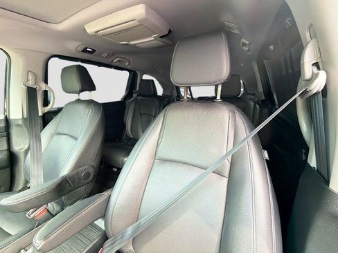 Used 2023 Honda Odyssey Touring image 21