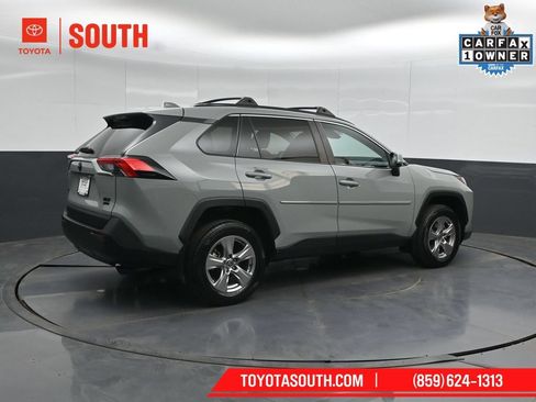Used 2022 Toyota RAV4 XLE w/ Convenience Package AWD/4WD image 2