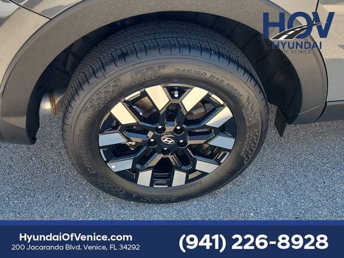 Certified 2026 Hyundai Santa Cruz SEL image 17