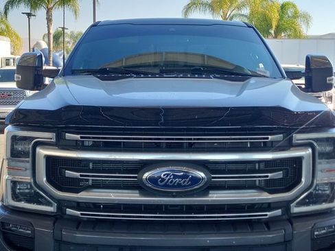 Used 2022 Ford F350 Platinum w/ Tremor Off-Road Package AWD/4WD image 29