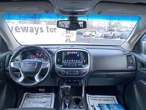 Used 2018 GMC Canyon SLE image 17