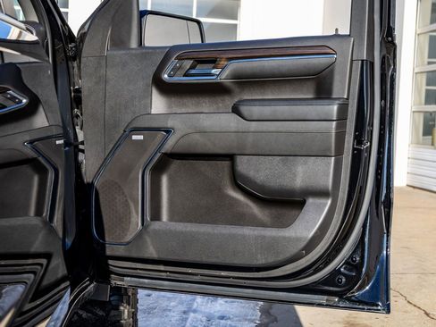 Used 2024 Chevrolet Silverado 1500 RST w/ Convenience Package II image 37