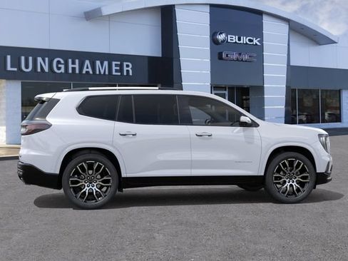 New 2026 GMC Acadia Denali Ultimate w/ LPO, Floor Liner Package AWD/4WD image 5