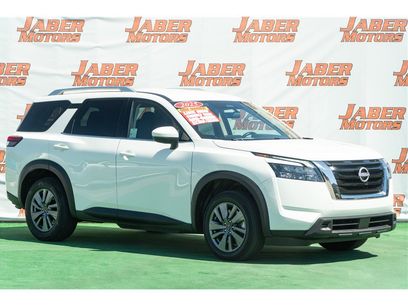 Used 2025 Nissan Pathfinder SV