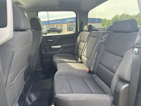 Used 2018 Chevrolet Silverado 1500 LT AWD/4WD image 15