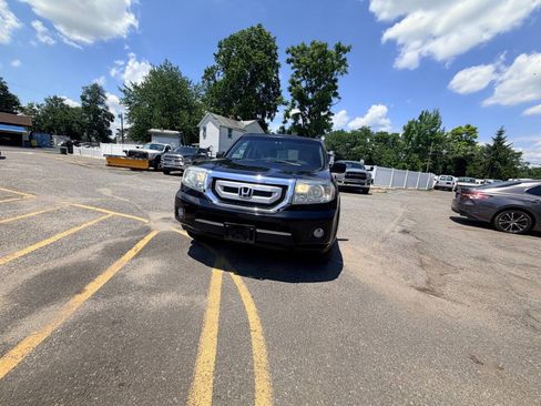 Used 2011 Honda Pilot Touring image 21