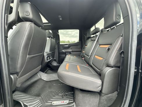 Used 2021 GMC Sierra 1500 AT4 w/ AT4 Preferred Package AWD/4WD image 33