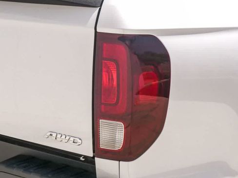 Used 2023 Honda Ridgeline RTL-E image 10