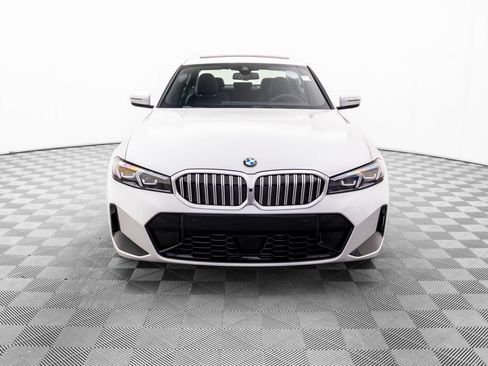 Used 2026 BMW 330i xDrive Sedan w/ M Sport Package AWD/4WD image 9