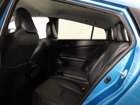 Used 2019 Toyota Prius Prime Advanced w/ Carpet Mat Package image 11