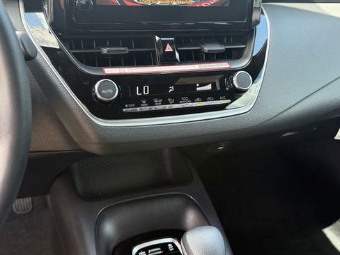 Used 2026 Toyota Corolla SE FWD image 14