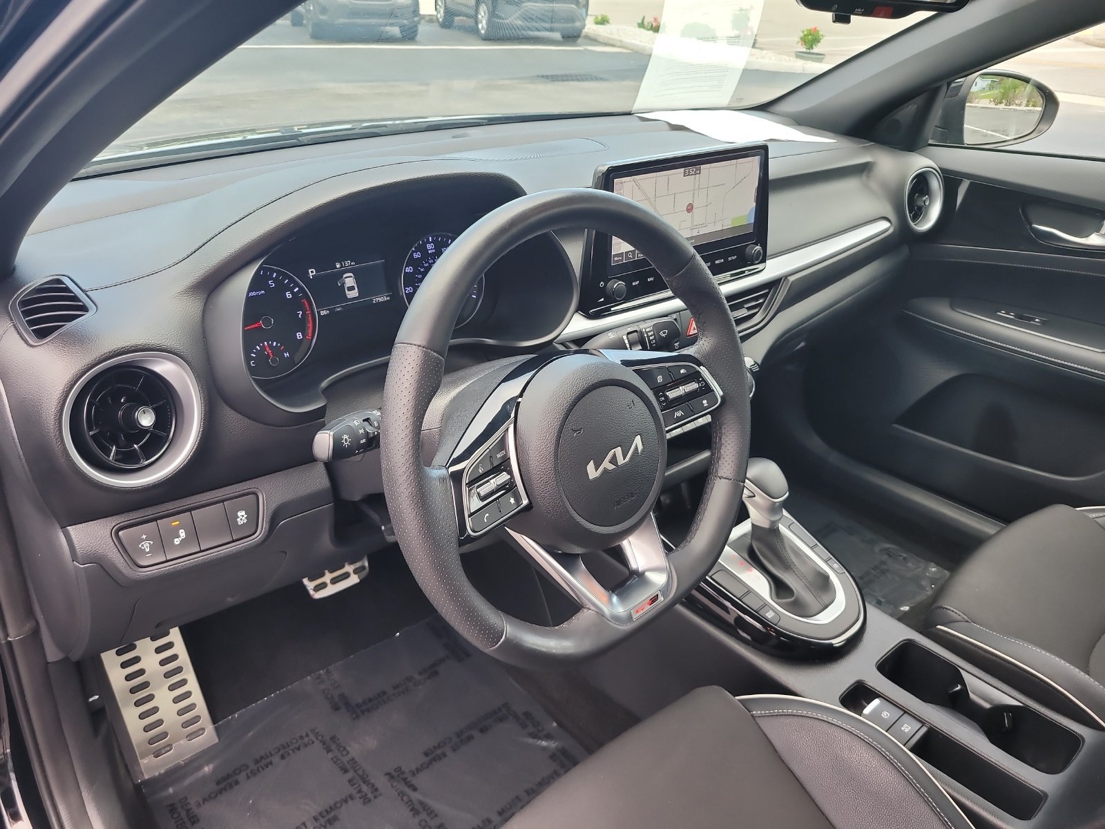 Used 2024 Kia Forte GT-Line FWD image 16