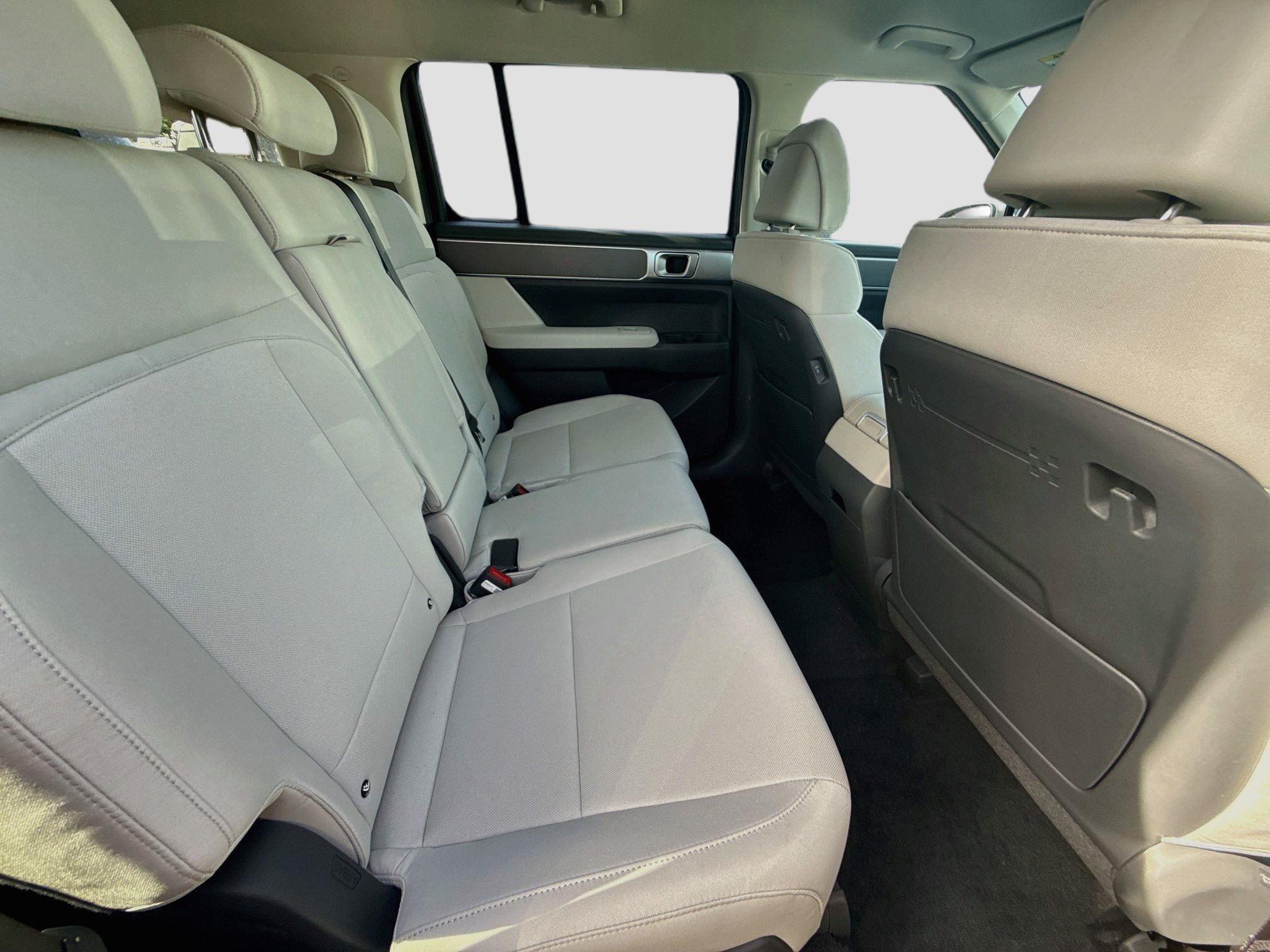 New 2027 Hyundai Santa Fe SE FWD image 16