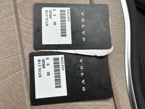 New 2025 Volvo EX90 Ultra w/ Protection Package Premier image 37