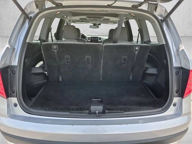 Used 2017 Honda Pilot Elite image 9