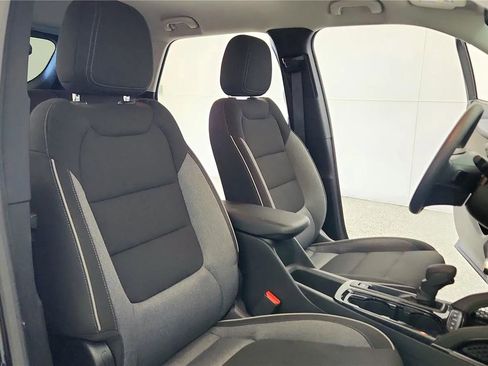 Used 2025 Chevrolet TrailBlazer LT image 37