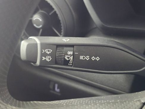 Used 2023 Chevrolet Colorado Trail Boss image 23