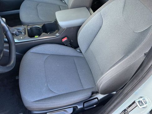 Used 2025 Kia K4 FWD image 28