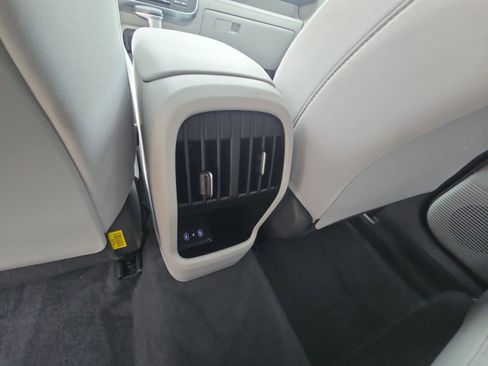 Used 2025 Hyundai Kona SEL image 36