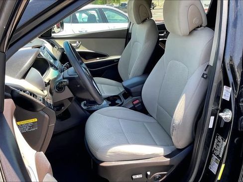 Used 2018 Hyundai Santa Fe Sport w/ 2.4L Value Package 02 FWD image 24