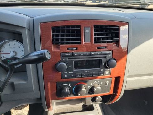 Used 2005 Dodge Dakota SLT w/ Interior Convenience Group image 10