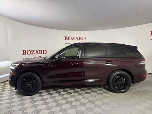 Used 2024 Lincoln Aviator Black Label AWD/4WD image 5