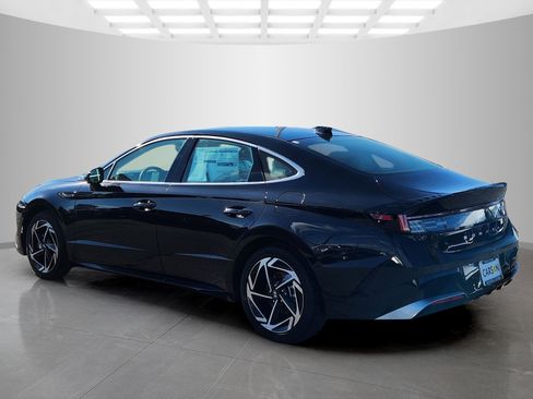 New 2026 Hyundai Sonata SEL image 3
